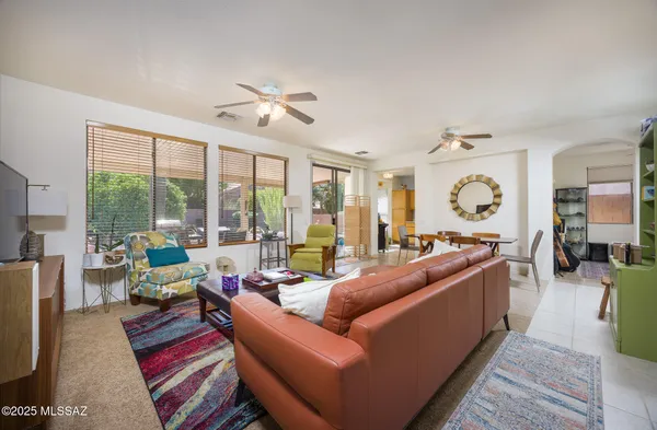 Property Slideshow image 2 of 25 | 8103 w greensleeves way, Tucson, AZ, 85743