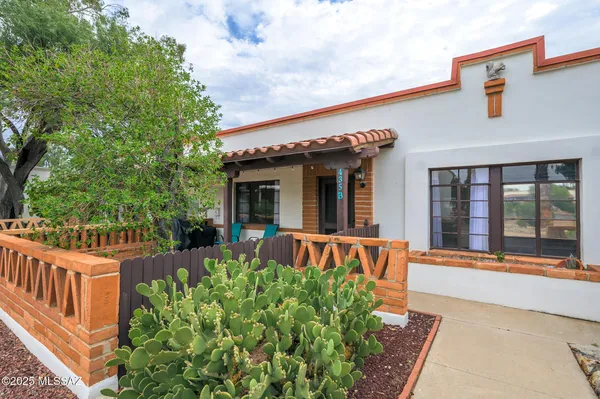 Property Slideshow image 3 of 33 | 435 s paseo lobo b, Green Valley, AZ, 85614