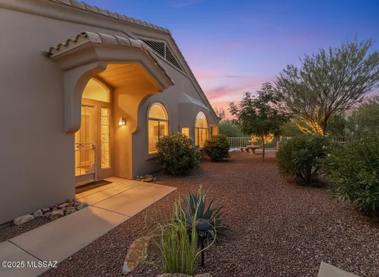 Property Slideshow image 3 of 27 | 13401 n rancho vistoso blvd unit 213, Oro Valley, AZ, 85755