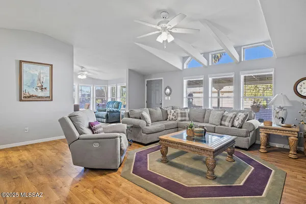 Property Slideshow image 2 of 25 | 107 w mora dr, Green Valley, AZ, 85614