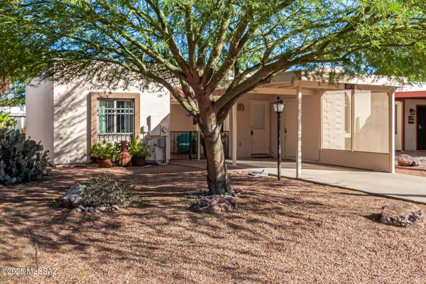 Property Slideshow image 3 of 29 | 206 n calle acuarela, Green Valley, AZ, 85614