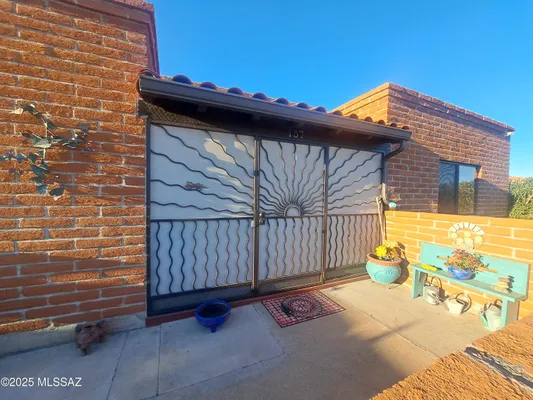 Property Slideshow image 3 of 32 | 157 e el limon, Green Valley, AZ, 85614