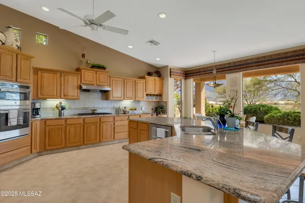 Property Slideshow image 3 of 49 | 62239 e iron crest dr, Saddlebrooke, AZ, 85739