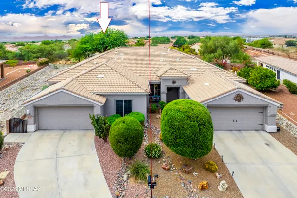 Property Slideshow image 2 of 37 | 12979 n desert flora ln, Marana, AZ, 85658