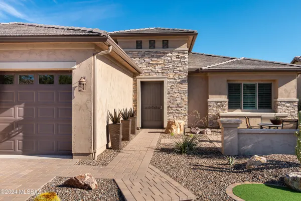 Property Slideshow image 2 of 44 | 61829 e happy jack trl, Oracle, AZ, 85623