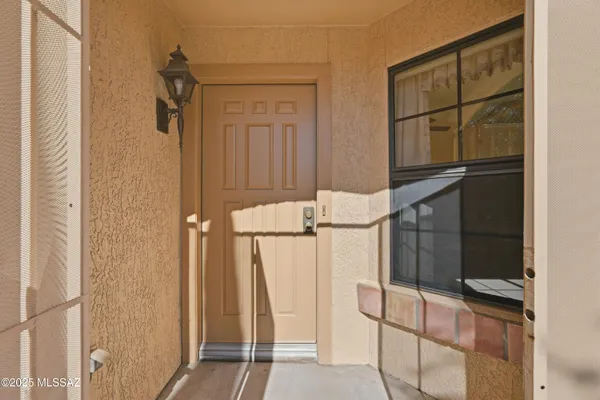 Property Slideshow image 2 of 22 | 14312 n alamo canyon dr, Oro Valley, AZ, 85755