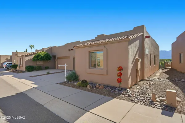 Property Slideshow image 2 of 32 | 3749 s camino del golfista, Green Valley, AZ, 85614