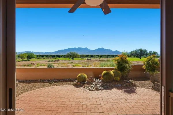 Property Slideshow image 3 of 32 | 3749 s camino del golfista, Green Valley, AZ, 85614
