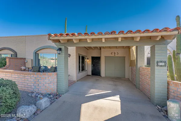 Property Slideshow image 2 of 40 | 1441 w calle altamira, Green Valley, AZ, 85622