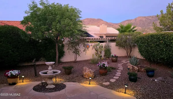 Property Slideshow image 3 of 41 | 38245 s elbow bend dr, Tucson, AZ, 85739