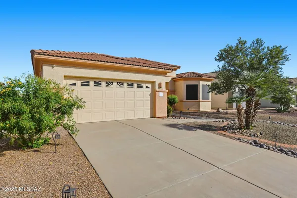 Property Slideshow image 2 of 47 | 88 n cedar crest dr, Green Valley, AZ, 85614