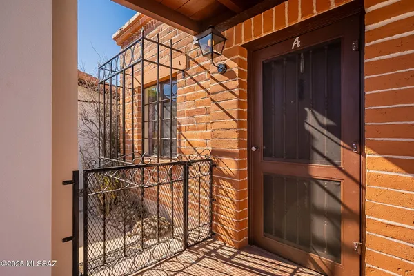 Property Slideshow image 3 of 51 | 372 s paseo pena, Green Valley, AZ, 85614