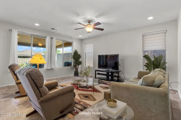 Property Slideshow image 3 of 45 | 7068 w cliff spring trl, Marana, AZ, 85658