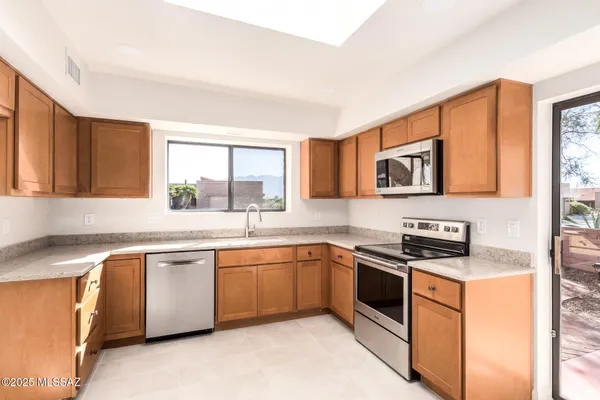 Property Slideshow image 2 of 36 | 3808 s via del reyecuelo, Green Valley, AZ, 85622