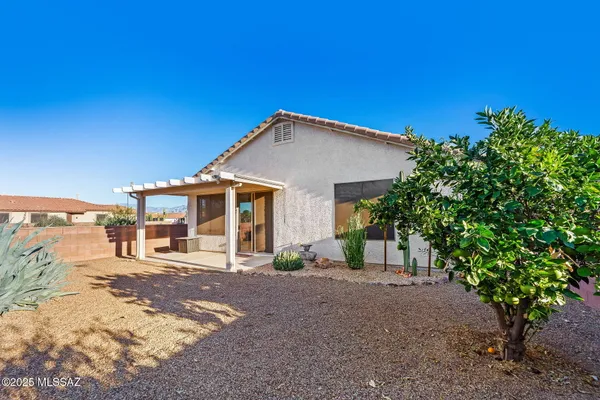 Property Slideshow image 2 of 27 | 7540 w mystic sky ln, Tucson, AZ, 85743