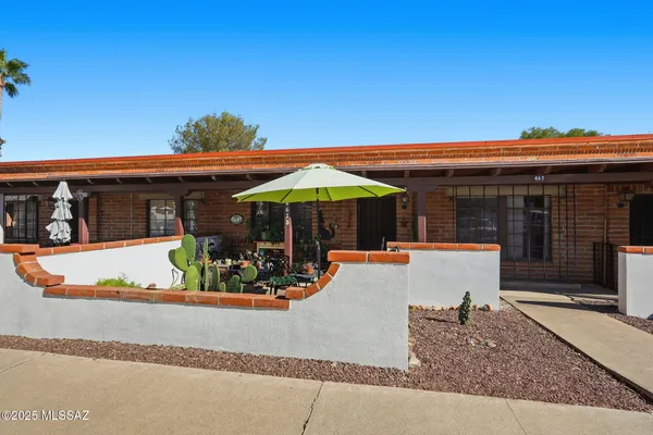 Property Slideshow image 2 of 33 | 467 s paseo madera b, Green Valley, AZ, 85614