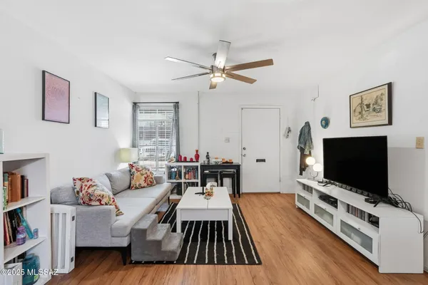 Property Slideshow image 3 of 33 | 467 s paseo madera b, Green Valley, AZ, 85614