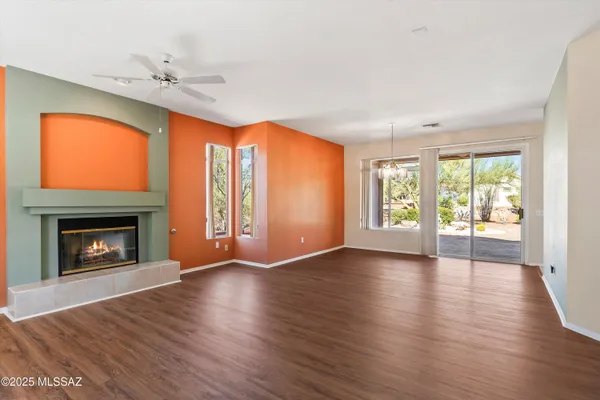 Property Slideshow image 3 of 41 | 2315 e chrysanthemum st, Oro Valley, AZ, 85755