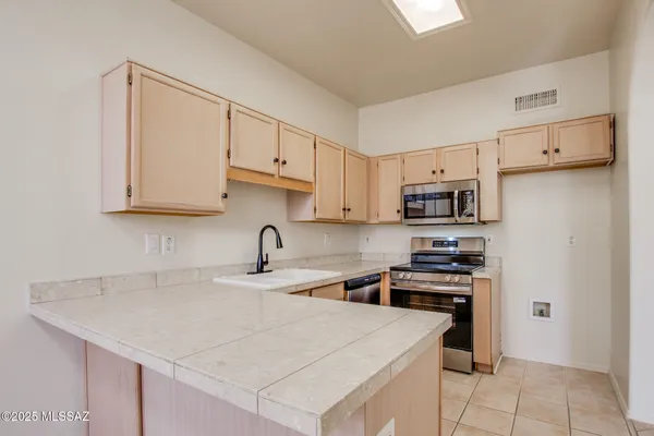 Property Slideshow image 3 of 32 | 1809 n rio yaqui, Green Valley, AZ, 85614
