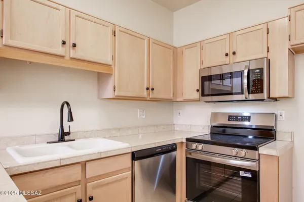 Property Slideshow image 2 of 32 | 1809 n rio yaqui, Green Valley, AZ, 85614