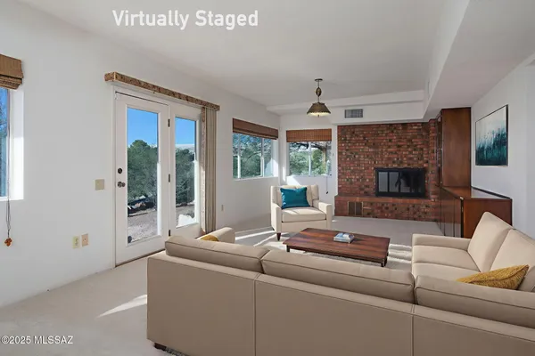 Property Slideshow image 3 of 50 | 959 s las lomas cir, Green Valley, AZ, 85614