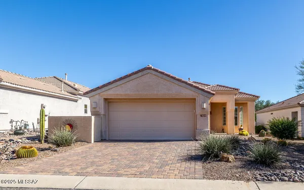 Property Slideshow image 2 of 50 | 13640 n gold cholla pl, Marana, AZ, 85658