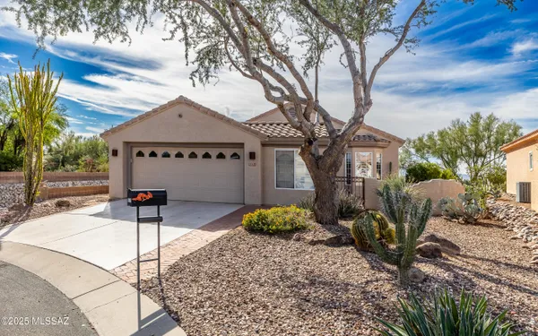 Property Slideshow image 2 of 49 | 5271 w sunrise canyon pl, Marana, AZ, 85658