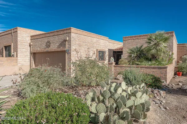 Property Slideshow image 2 of 29 | 1100 w camino del pato, Green Valley, AZ, 85622