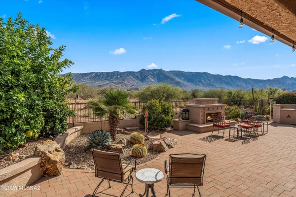 Property Slideshow image 2 of 40 | 39251 s lake crest dr, Tucson, AZ, 85739