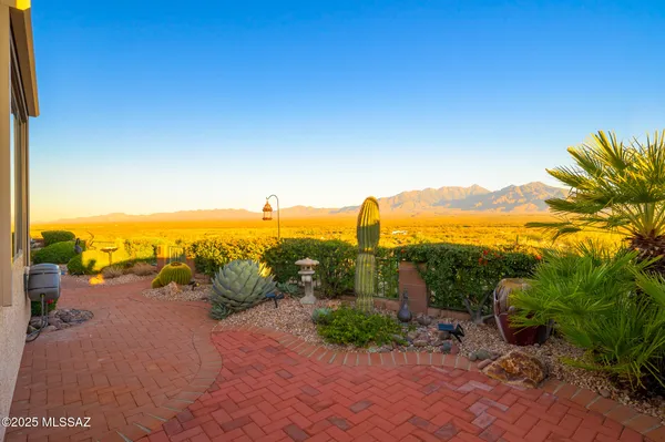 Property Slideshow image 2 of 32 | 1809 w calle casas lindas, Green Valley, AZ, 85622