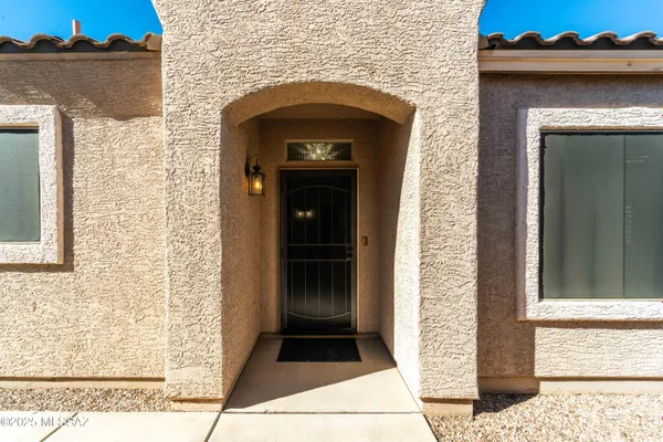 Property Slideshow image 3 of 25 | 300 w calle media luz, Sahuarita, AZ, 85629
