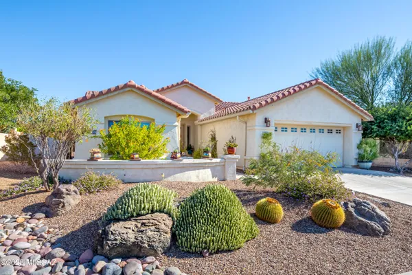 Property Slideshow image 2 of 27 | 39939 s sand crest dr, Saddlebrooke, AZ, 85739