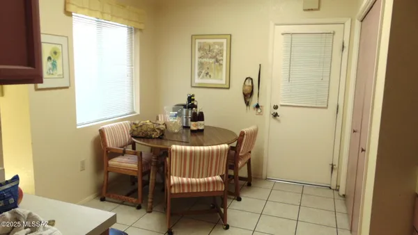 Property Slideshow image 2 of 15 | 315 e paseo azul, Green Valley, AZ, 85614