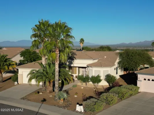 Property Slideshow image 2 of 34 | 56 n cape royal dr, Green Valley, AZ, 85614