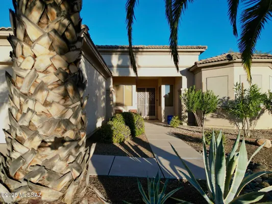Property Slideshow image 3 of 34 | 56 n cape royal dr, Green Valley, AZ, 85614