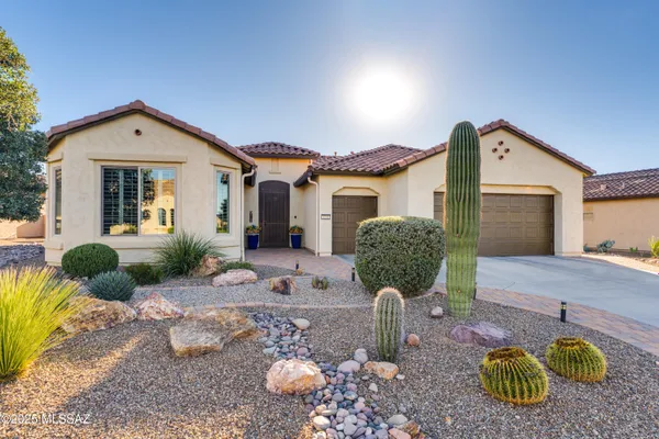 Property Slideshow image 2 of 46 | 2232 e madera plateau dr, Green Valley, AZ, 85614