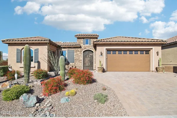 Property Slideshow image 3 of 50 | 13768 n rim trl, Marana, AZ, 85658