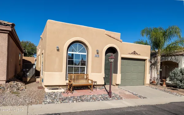 Property Slideshow image 3 of 36 | 1230 w calle de sotelo, Sahuarita, AZ, 85629