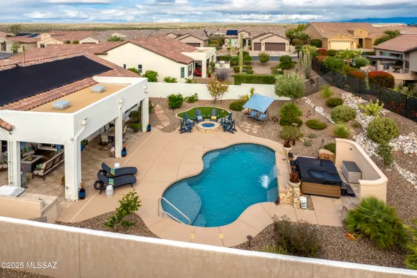 Property Slideshow image 2 of 43 | 31941 s bayberry ct, Oracle, AZ, 85623