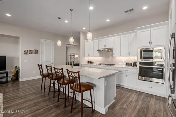 Property Slideshow image 3 of 38 | 30611 s osprey dr, Oracle, AZ, 85623