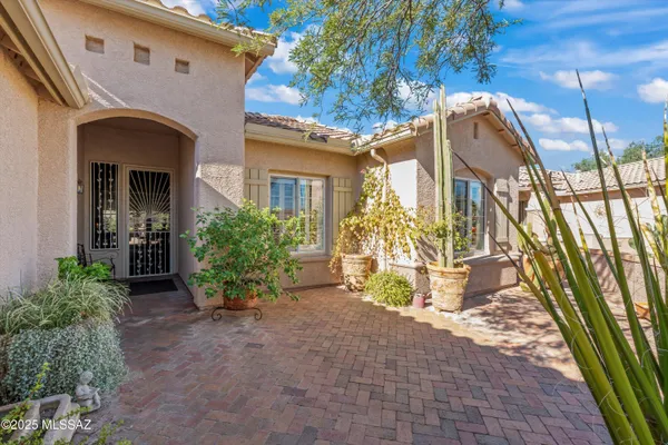 Property Slideshow image 3 of 51 | 9567 n antler ridge dr, Tucson, AZ, 85743