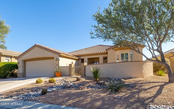 Property Slideshow image 2 of 49 | 5117 w desert eagle cir, Marana, AZ, 85658
