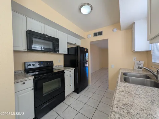 Property Slideshow image 3 of 19 | 390 n calle de las profetas, Green Valley, AZ, 85614