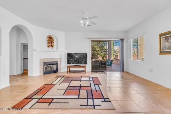 Property Slideshow image 2 of 48 | 2348 s orchard view dr, Green Valley, AZ, 85614