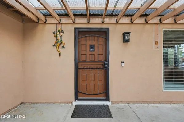 Property Slideshow image 3 of 37 | 301 n paseo de los conquistadores, Green Valley, AZ, 85614