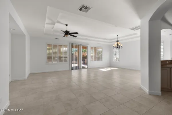 Property Slideshow image 3 of 42 | 700 n pebbles ridge dr, Green Valley, AZ, 85614