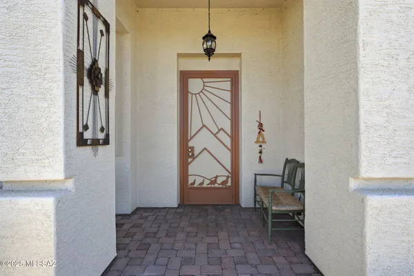 Property Slideshow image 3 of 52 | 2506 e bluejay bluff ln, Green Valley, AZ, 85614