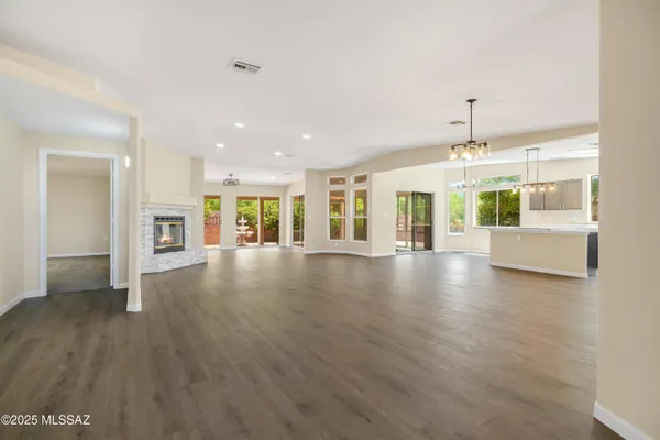 Property Slideshow image 3 of 37 | 1202 n la canoa, Green Valley, AZ, 85614