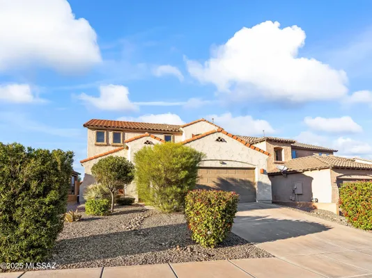 Property Slideshow image 2 of 40 | 776 w calle valenciana, Sahuarita, AZ, 85629