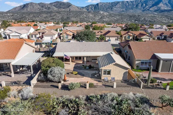 Property Slideshow image 3 of 47 | 38100 s rolling hills dr, Saddlebrooke, AZ, 85739